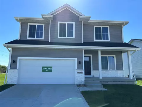 14200 Northpark Dr, Urbandale, IA 50323
