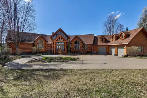 851 S 95th St S, West Des Moines, IA 50266
