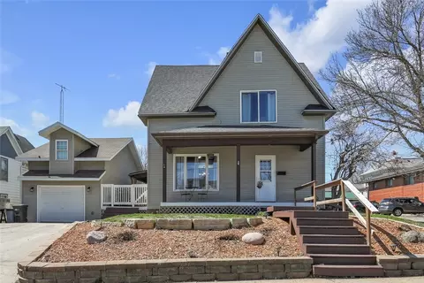 905 N A St, Oskaloosa, IA 52577