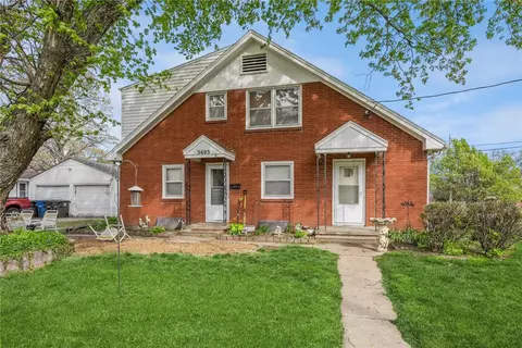 2915 Euclid Ave, Des Moines, IA 50310