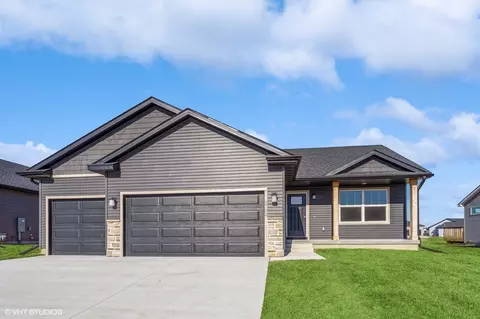 2702 NW Reinhart Dr, Ankeny, IA 50023