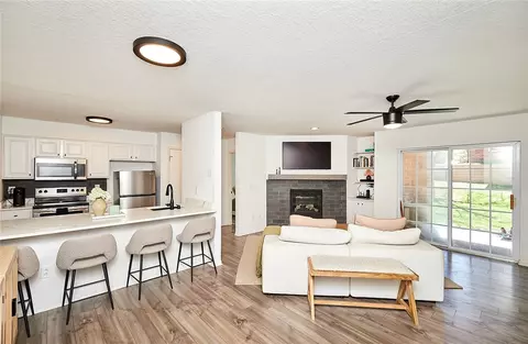6440 Ep True Pkwy #1108, West Des Moines, IA 50266