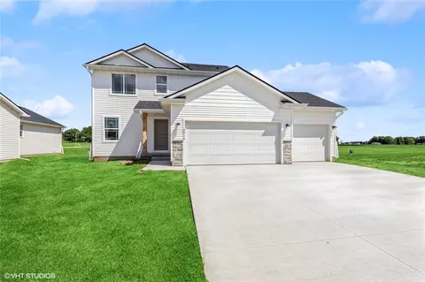 6516 NE Caroline Ave, Pleasant Hill, IA 50327
