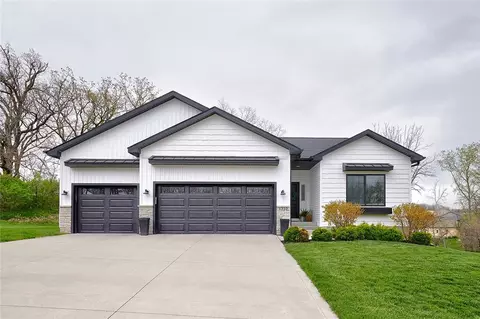 1310 S O St, Indianola, IA 50125