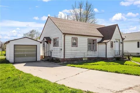209 Washington St, Fontanelle, IA 50846