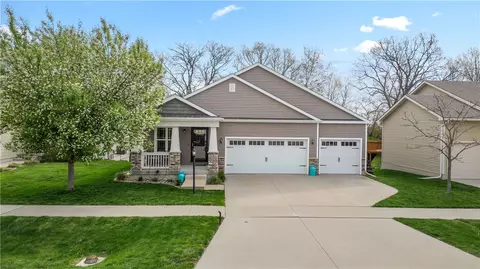 6531 NE 9th Ct, Des Moines, IA 50313