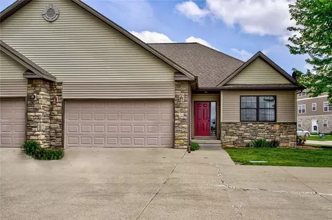 1305 S G Ave #33, Nevada, IA 50201