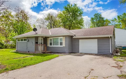 1601 E Washington Ave, Des Moines, IA 50316