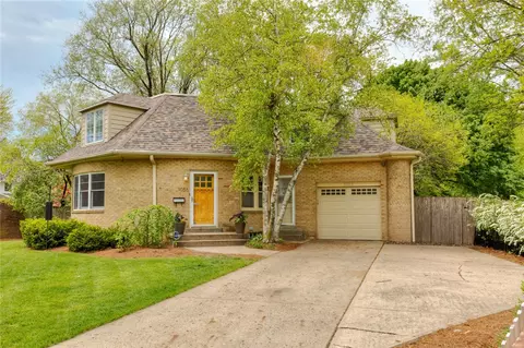 1056 Polk Blvd, Des Moines, IA 50311