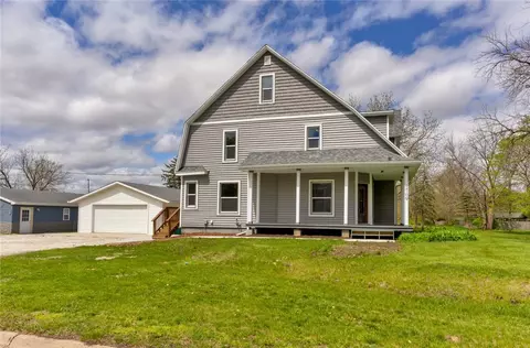 1709 Sugar Grove Ave, Dallas Center, IA 50063