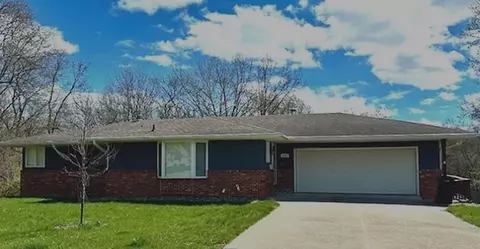 548 Indian Trail Rd, Ottumwa, IA 52501