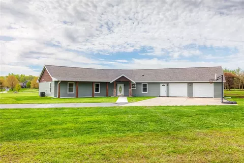 8295 NE 94th Ave, Bondurant, IA 50035