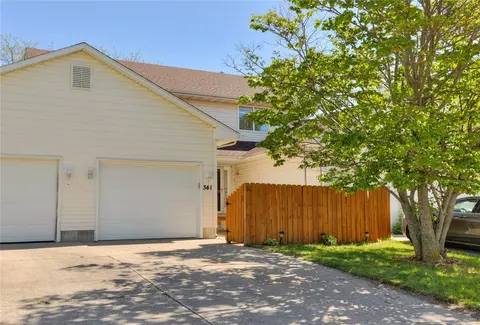 341 N Cherokee Dr, Polk City, IA 50226