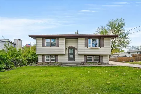 110 W Laura Ln, Knoxville, IA 50138