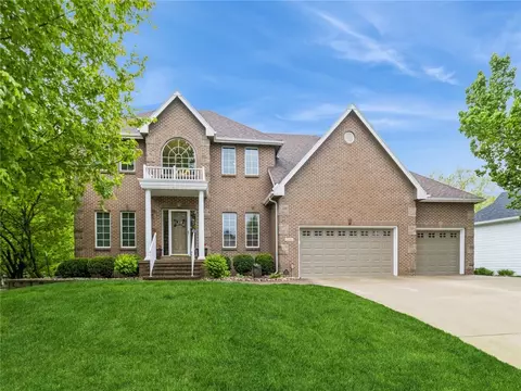 760 SE Willow Cir, Waukee, IA 50263