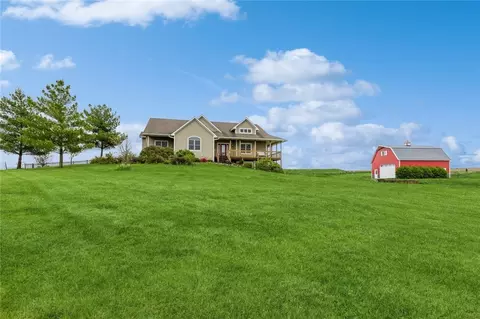 1368 Old Portland Rd, Van Meter, IA 50261