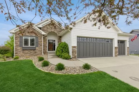 1323 Bailey Ct, Adel, IA 50003