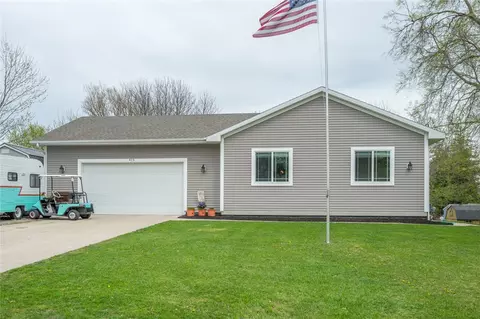 419 Ashford St, Maxwell, IA 50161