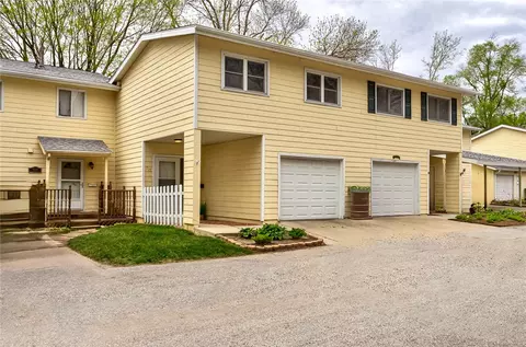 717 Meadow Pl, Ames, IA 50010