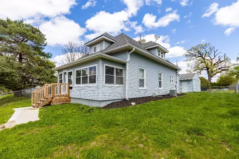 1537 13th St, Des Moines, IA 50314