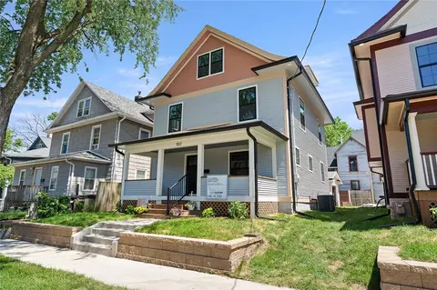 1107 24th St, Des Moines, IA 50311