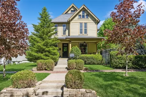 1033 26th St, Des Moines, IA 50311