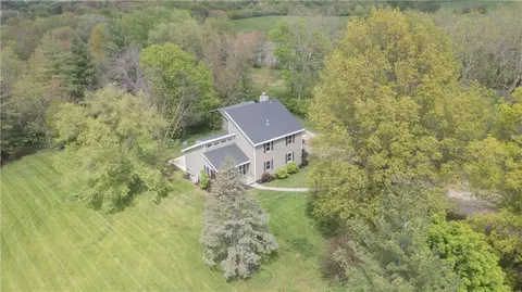2431 Adams St, Cumming, IA 50061