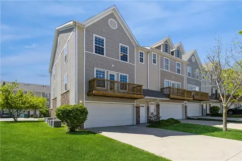 2150 NE 18th St #85, Grimes, IA 50111