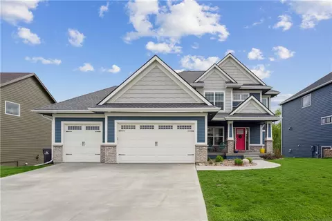927 Lynne Dr, Adel, IA 50003