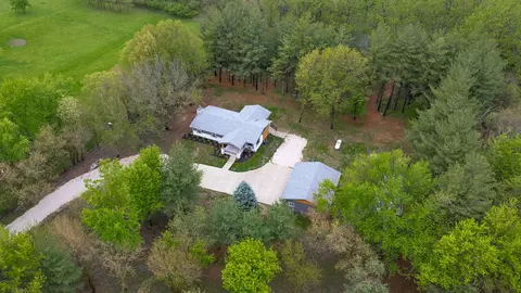 7852 25th Ave, Norwalk, IA 50211
