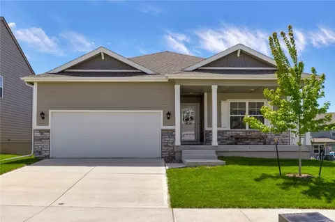 1104 NE Cypress Cir, Grimes, IA 50111
