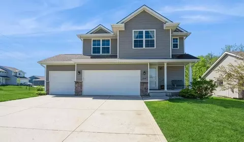 3004 19th St SW, Altoona, IA 50009