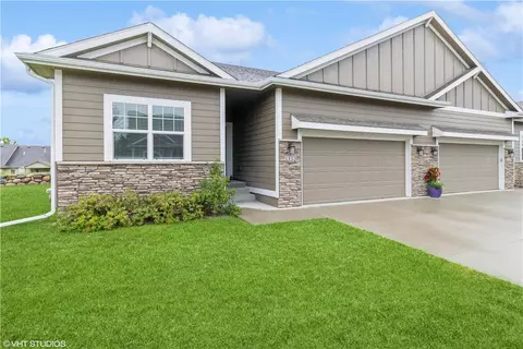 1113 NE 17th Ln, Ankeny, IA 50021