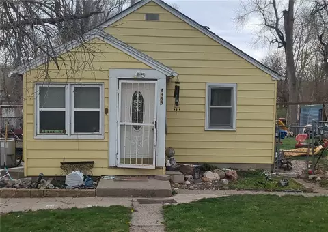 4365 NE 27th St, Des Moines, IA 50317