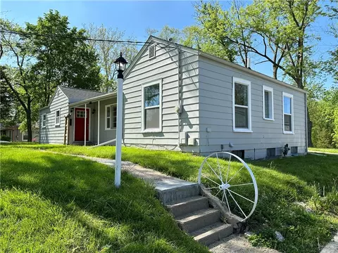 601 Wall Ave, Des Moines, IA 50315