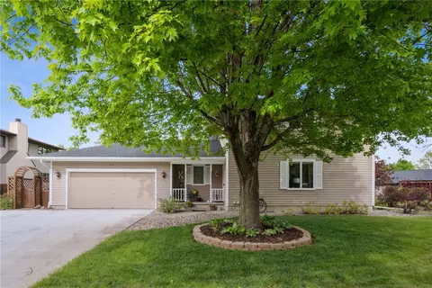 2117 Stevenson Dr, Ames, IA 50010