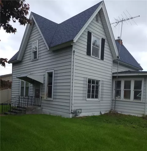 207 W Market St, New Sharon, IA 50207