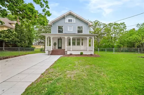 1609 Arlington Ave, Des Moines, IA 50314