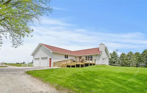 206 1st Ave, Jamaica, IA 50128