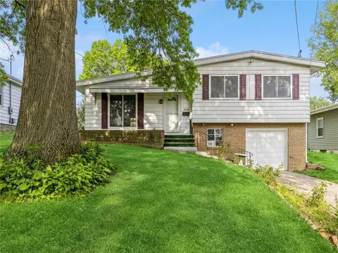 3114 26th St, Des Moines, IA 50310