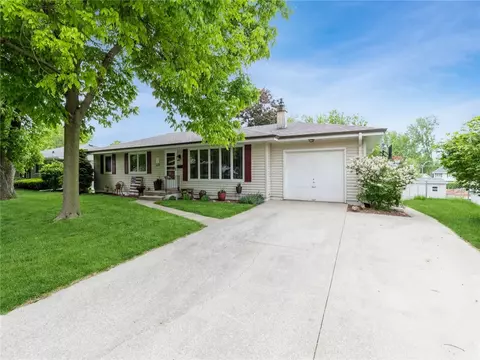 1110 NW 4th St, Ankeny, IA 50023