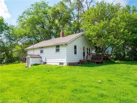5032 S Union St, Des Moines, IA 50315