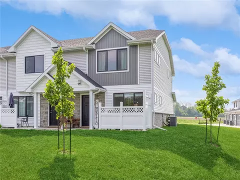 2763 SE Osier Ave, West Des Moines, IA 50265
