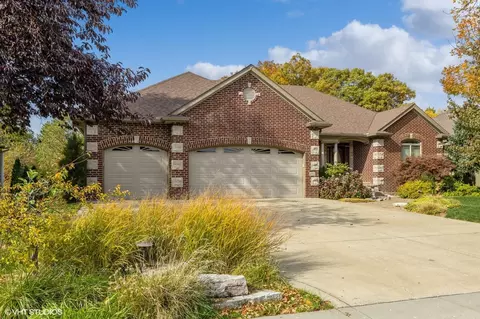 2012 SW Westwinds Dr, Ankeny, IA 50023