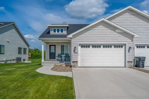 1114 Westview Dr, Huxley, IA 50124