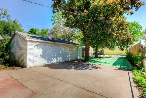 2235 Capitol Ave, Des Moines, IA 50317