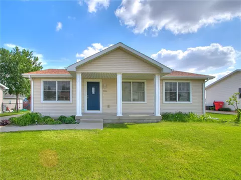 5504 Kansas Dr, Ames, IA 50014