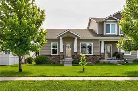 1153 SE Williams Ct, Waukee, IA 50263