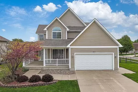 6213 NW 97th St, Johnston, IA 50131