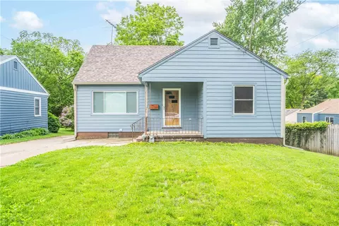 3310 Jefferson Ave, Des Moines, IA 50310